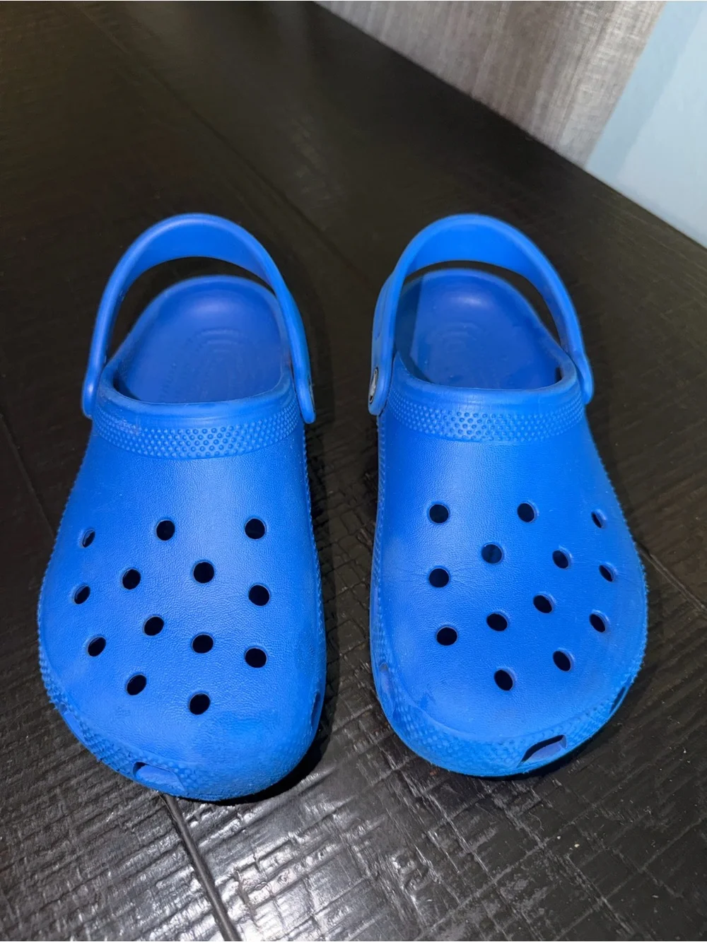 CROCS Kids Classic Clog in Bright Blue